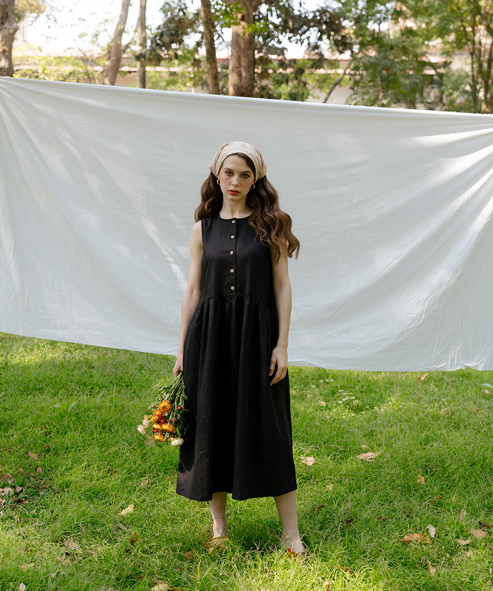 Women's Linen Loose Dress | Hannah Canvas Canada HANNAH CANVAS Women's Linen Loose Dress | Hannah Canvas Canada HANNAH CANVAS